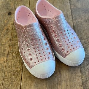 Native pink sparkle shoes
